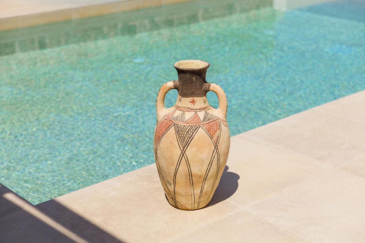 Orelia Luxury Villas Amoopi Esterno foto
